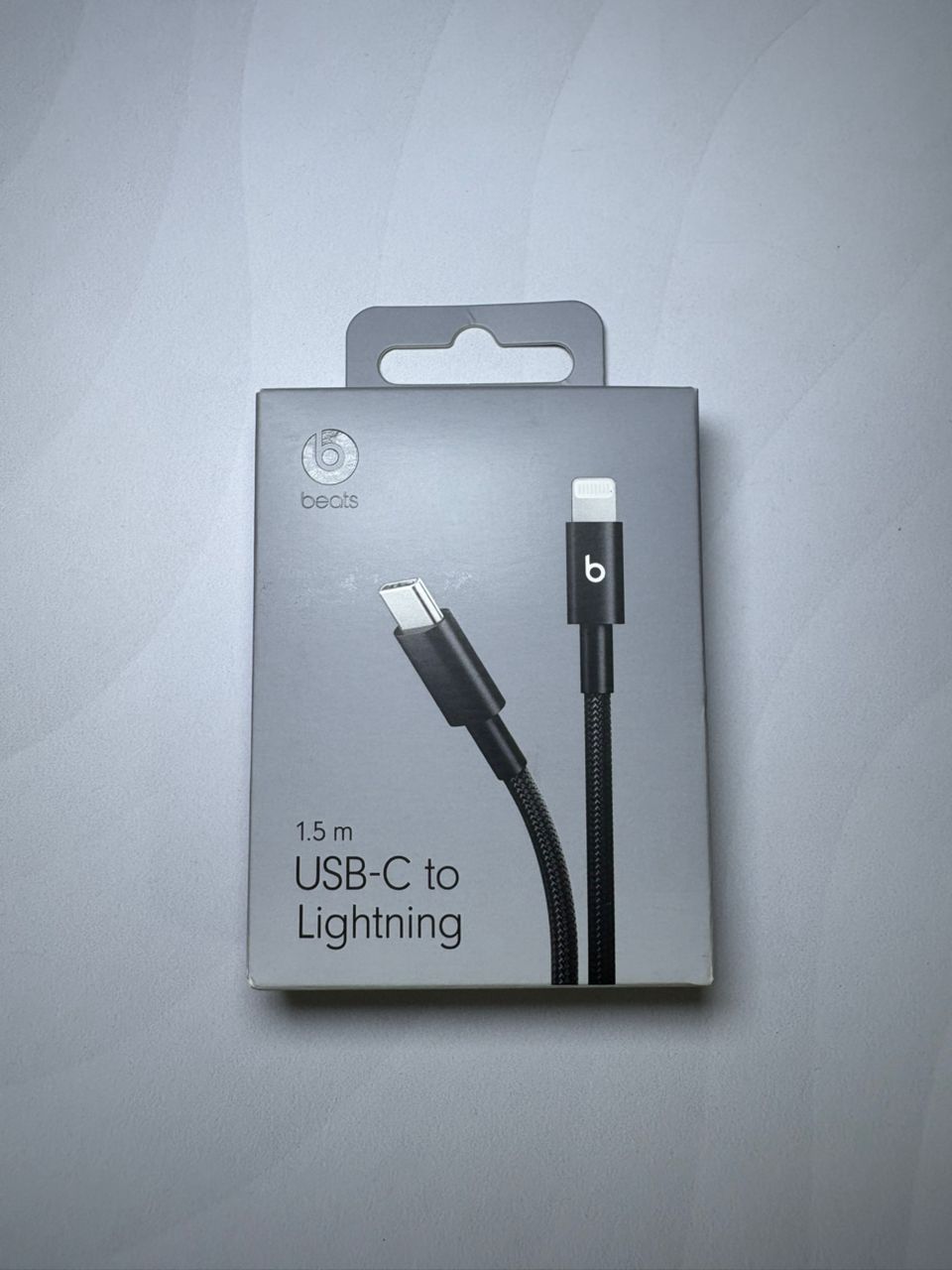 Cable Lightning Marca Beats (negro)